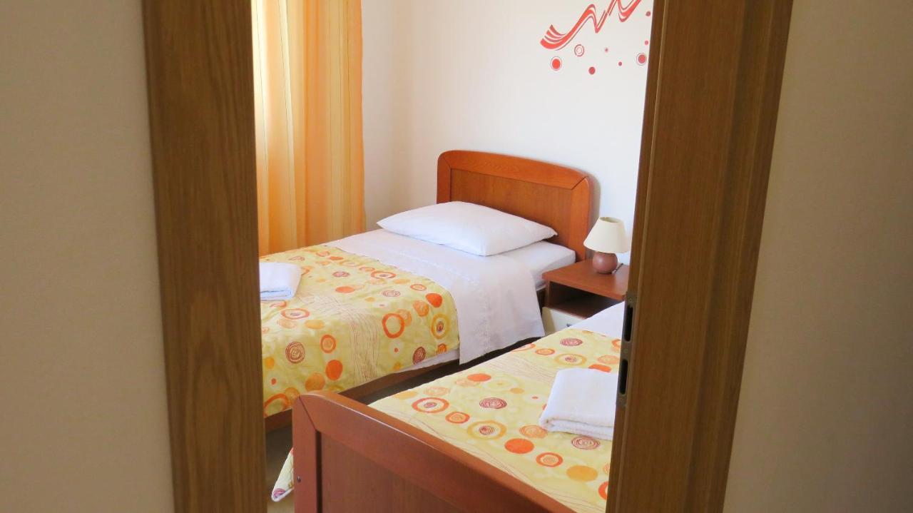 Apartments Villa Ante Grebastica Ngoại thất bức ảnh