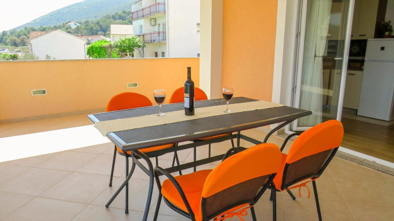 Apartments Villa Ante Grebastica Ngoại thất bức ảnh