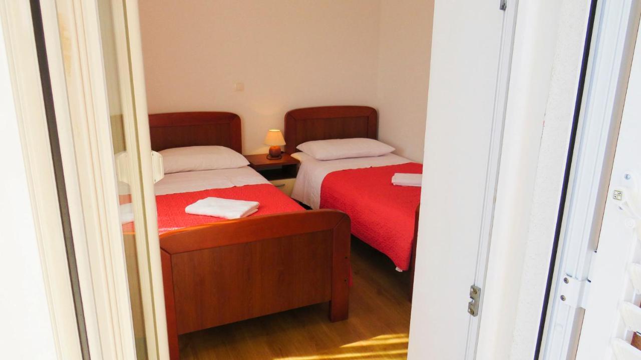 Apartments Villa Ante Grebastica Ngoại thất bức ảnh