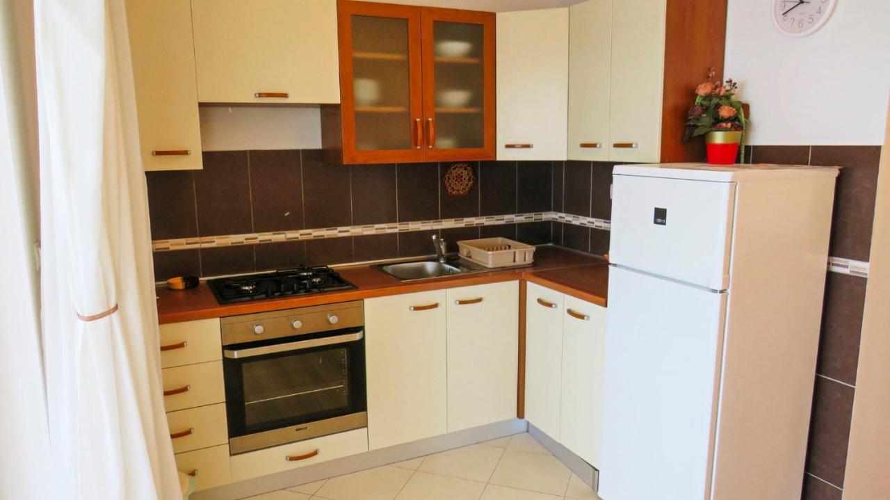 Apartments Villa Ante Grebastica Ngoại thất bức ảnh
