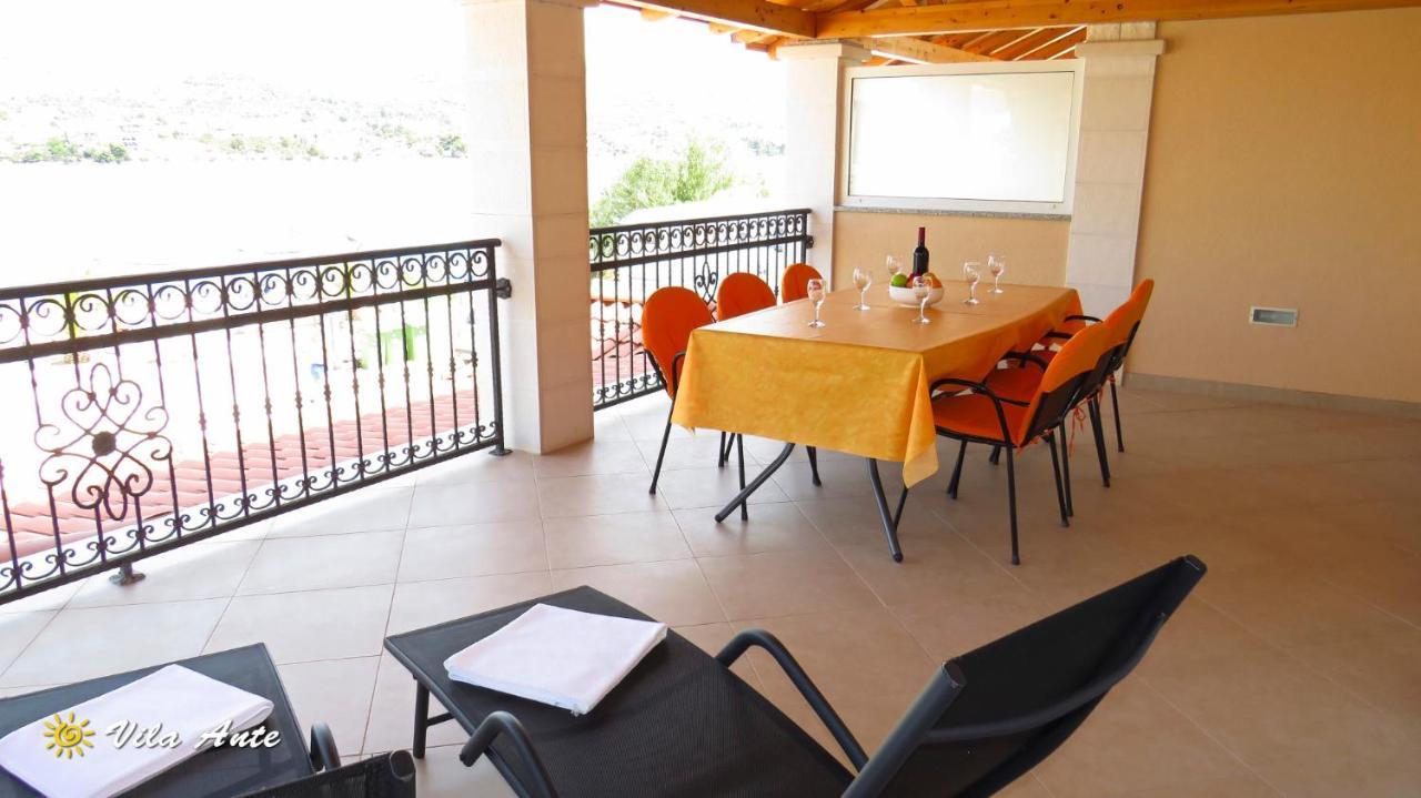 Apartments Villa Ante Grebastica Ngoại thất bức ảnh