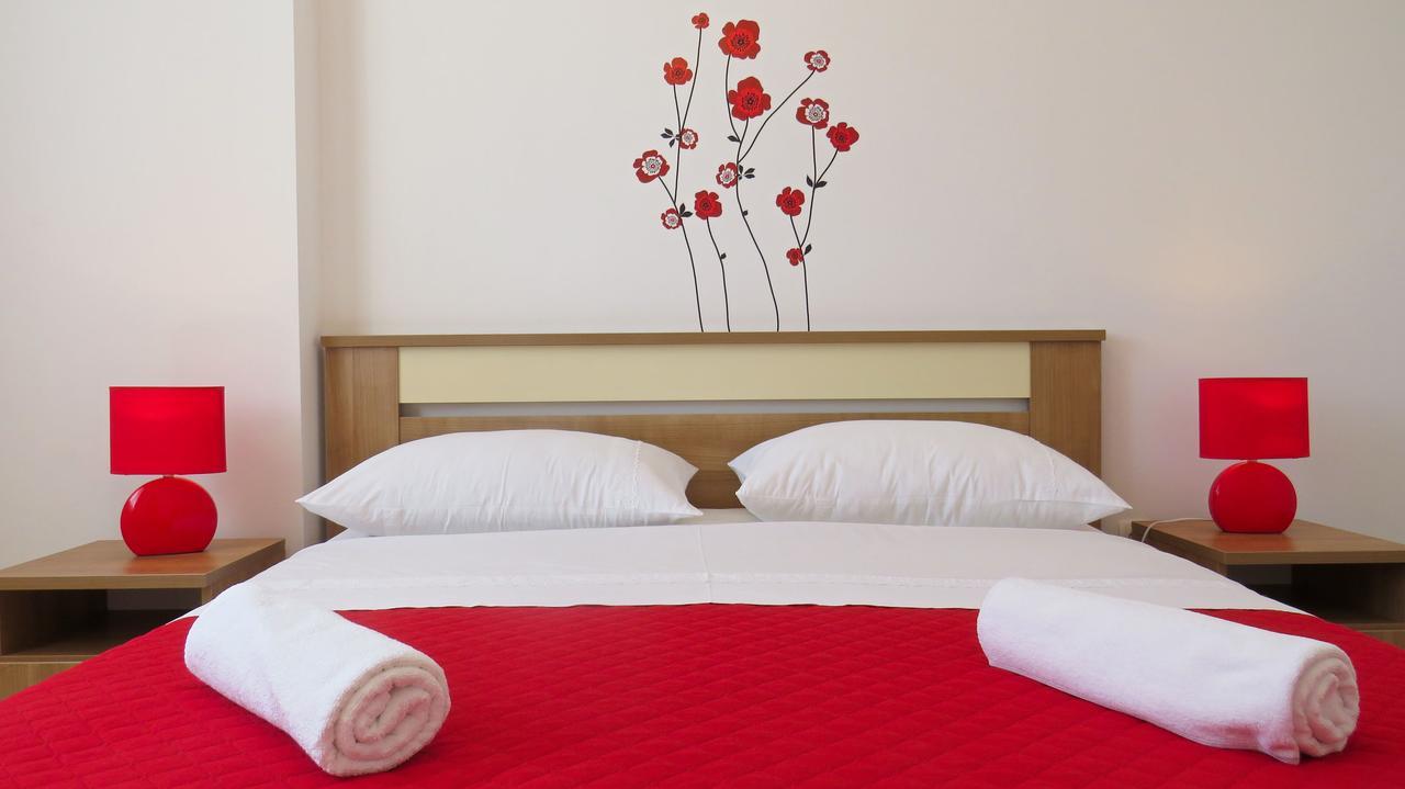 Apartments Villa Ante Grebastica Ngoại thất bức ảnh